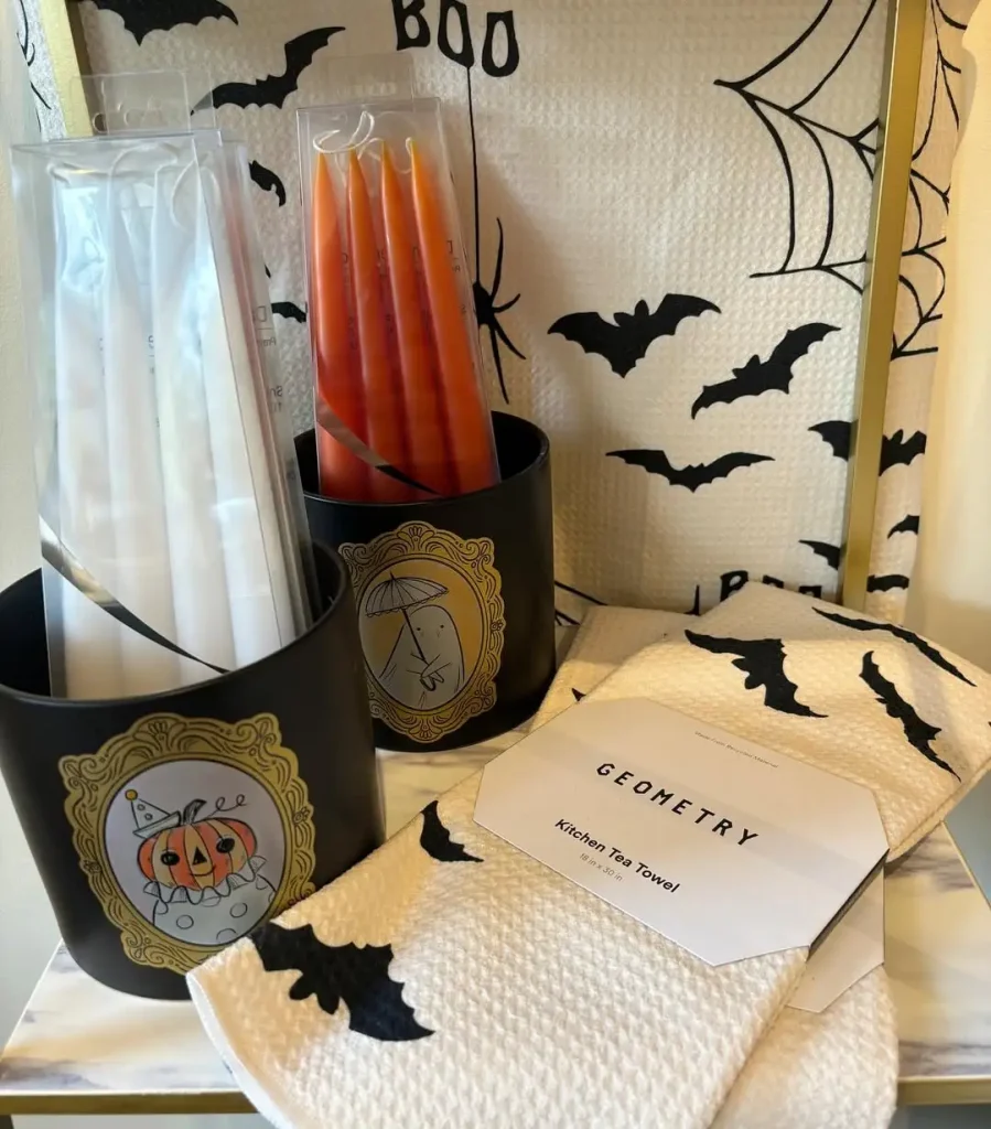 Batty Kitchen Accents