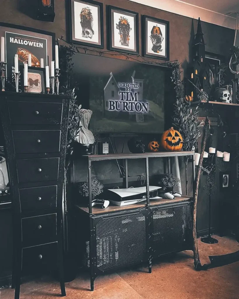 Burtonesque Lounge