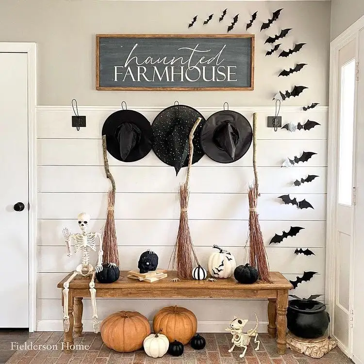 Farmhouse + Fright