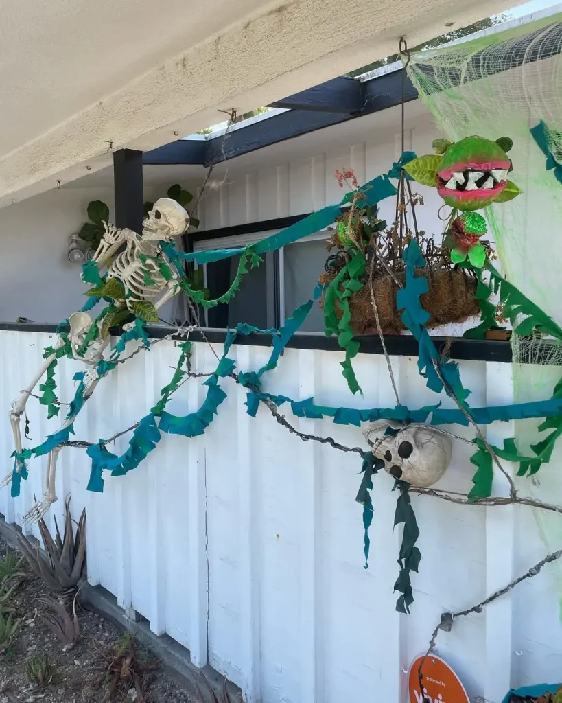 Skeleton Jungle