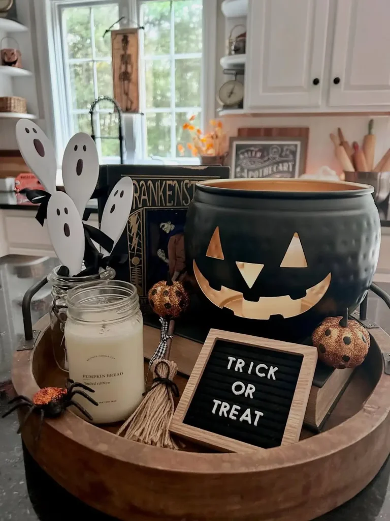 Trick or Treat Tray